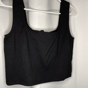 Cute black cropped tank